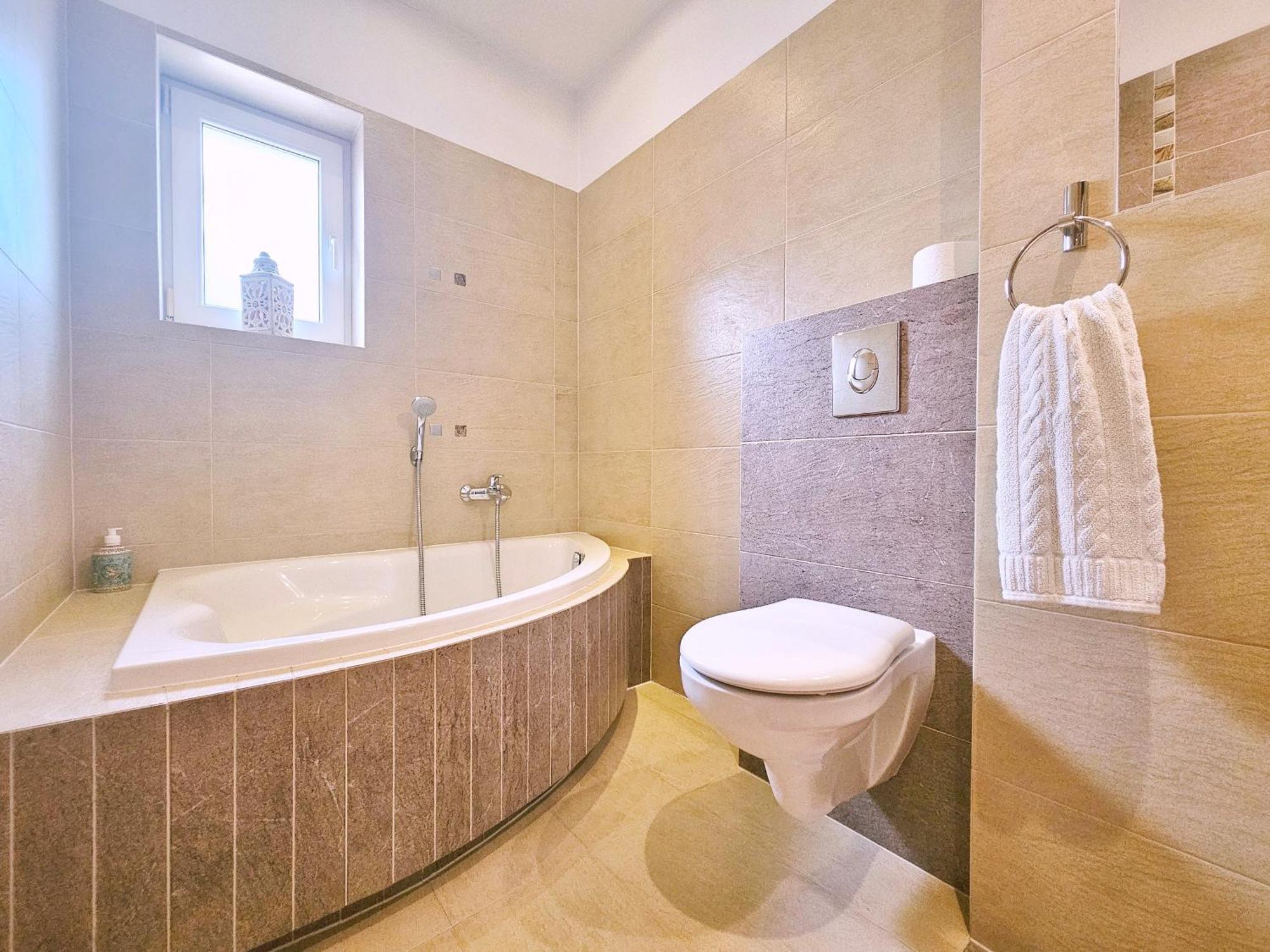 Apartament Garden- Parking, Ogrodek, Cicha Okolica Pruszcz Gdanski ภายนอก รูปภาพ
